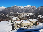 Miragoli con Monte Castello (1089 m), innevati e baciati dal sole-22nov25 - FOTOGALLERY